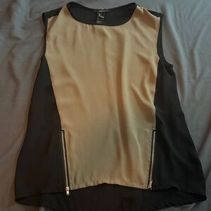 Forever 21 Black and Tan Sleeveless Blouse